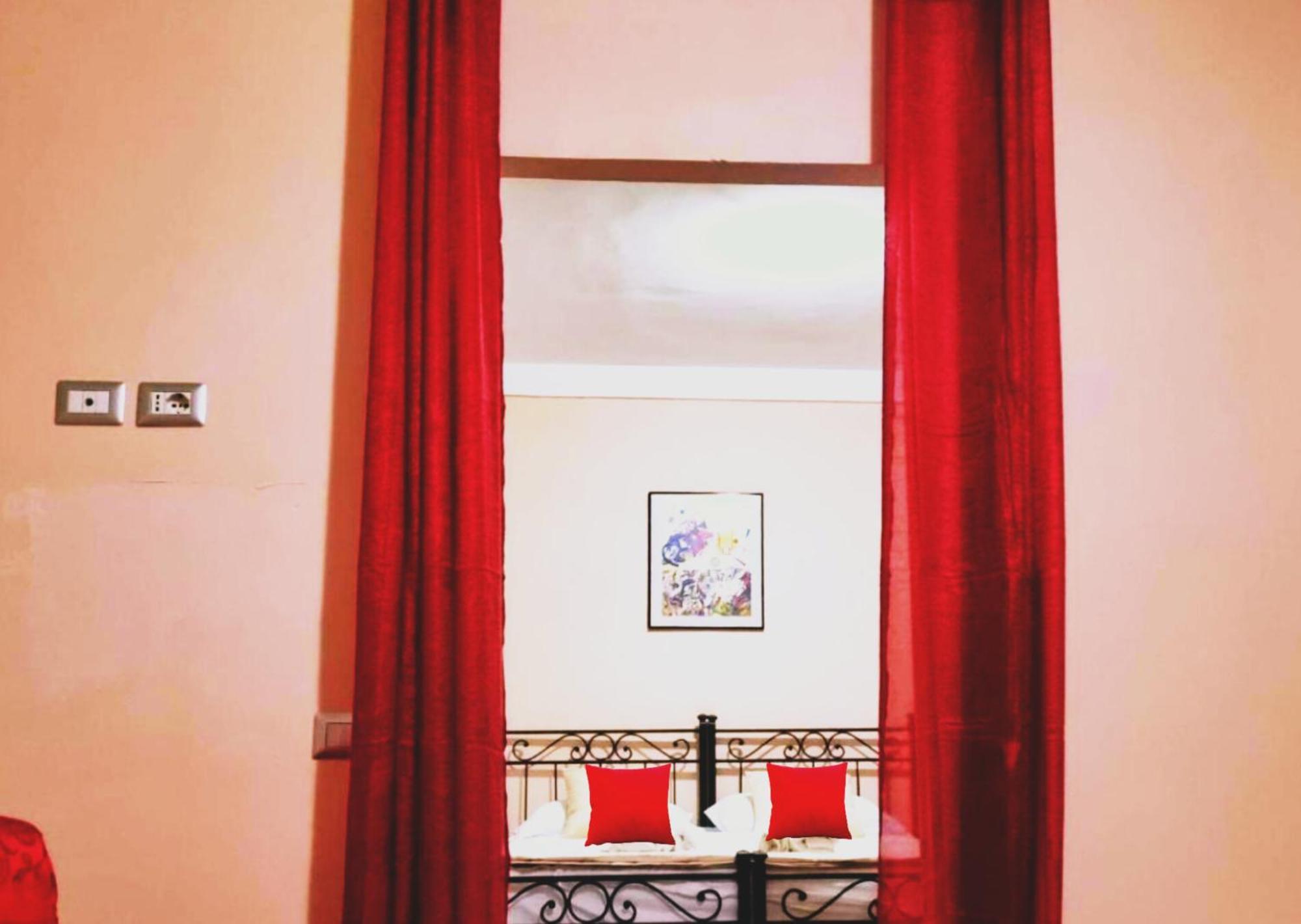 Sweet Dream Hotel Passignano sul Trasimeno Exterior photo